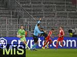 21.01.2026,  Fussball UEFA Championsleague 2025/2026: Vorrunde 7.Spieltag, FC Bayern M�nchen - Union Saint-Gilloise, in der Allianz-Arena M�nchen. Torwart Manuel Neuer (FC Bayern M�nchen) vor leerer S�dkurve
  

