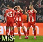 21.01.2026,  Fussball UEFA Championsleague 2025/2026: Vorrunde 7.Spieltag, FC Bayern M�nchen - Union Saint-Gilloise, in der Allianz-Arena M�nchen. v.l. Jonathan Tah (FC Bayern M�nchen), Aleksandar Pavlovic (Bayern M�nchen) , Min-jae Kim (Bayern M�nchen, Minjae Kim) und Harry Kane (FC Bayern M�nchen) sind unzufrieden �ber die gelb-rote Karte.
  

