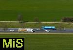03.04.2025,  Autobahn 96 Kammlach im Unterallg�u, A96,  LKW auf der Strecke. 