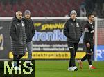 31.01.2026, Fussball 1. Bundesliga 2025/2026, 20.Spieltag, FC Augsburg - FC St. Pauli, in der WWK-Arena Augsburg. Trainer Alexander Blessin (FC St. Pauli) ist nach dem Spiel traurig
 


