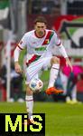 31.01.2026, Fussball 1. Bundesliga 2025/2026, 20.Spieltag, FC Augsburg - FC St. Pauli, in der WWK-Arena Augsburg. Arthur Chaves (FC Augsburg) am Ball 