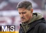 31.01.2026, Fussball 1. Bundesliga 2025/2026, 20.Spieltag, FC Augsburg - FC St. Pauli, in der WWK-Arena Augsburg. Trainer Alexander Blessin (FC St. Pauli) nachdenklich 