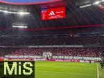 08.02.2026, Fussball Bundesliga 2025/2026, 21.Spieltag, FC Bayern M�nchen - TSG 1899 Hoffenheim, in der Allianz-Arena M�nchen,   Choreografie gegen das Vegessen , 


