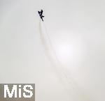 10.02.2026,  Am Himmel �ber Bad W�rishofen im Unterallg�u. Eurofighter der Luftwaffe vom TakLwG 74 in Neuburg w�hrend einer �bung. Die Luftwaffe f�hrt Flug�bungen mit dem Eurofighter Jagdflugzeug durch. Der Eurofighter Typhoon ist ein zweistrahliges Mehrzweckkampfflugzeug.  