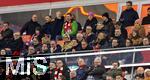 11.02.2026, Fussball DFB-Pokal 2025/2026, Viertelfinale, FC Bayern M�nchen - RB Leipzig, in der Allianz-Arena M�nchen. Vordere Reihe, Ehrentrib�ne mit der Vereinsf�hrung RB Leipzig v.li: Ulrich Wolter (Chief Relationship Officer (CRO)), Marco Fenske (Chief Media Officer (CMO)), Jens May (Chief Operating Officer (COO)), Mario Gomez (Technischer Direktor), Oliver Mintzlaff (Aufsichtsratsvorsitzender), Johann Plenge (Gesch�ftsf�hrer, Chief Business Officer (CBO)), Tatjana Haenni (Vorsitzende der Gesch�ftsf�hrung), 


