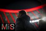 11.02.2026, Fussball DFB-Pokal 2025/2026, Viertelfinale, FC Bayern München - RB Leipzig, in der Allianz-Arena München. Sportdirektor Christoph Freund (Bayern München) nachdenklich 