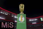 11.02.2026, Fussball DFB-Pokal 2025/2026, Viertelfinale, FC Bayern München - RB Leipzig, in der Allianz-Arena München. Der DFB-Pokal steht auf der Stele bereit am Spielfeldrand. 