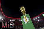 11.02.2026, Fussball DFB-Pokal 2025/2026, Viertelfinale, FC Bayern München - RB Leipzig, in der Allianz-Arena München. Der DFB-Pokal steht auf der Stele bereit am Spielfeldrand. 