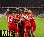11.02.2026, Fussball DFB-Pokal 2025/2026, Viertelfinale, FC Bayern M�nchen - RB Leipzig, in der Allianz-Arena M�nchen. Torjubel Luis Diaz (FC Bayern M�nchen), Joshua Kimmich (FC Bayern M�nchen), Harry Kane (FC Bayern M�nchen), Dayot Upamecano (FC Bayern M�nchen), Jonathan Tah (FC Bayern M�nchen), Aleksandar Pavlovic (Bayern M�nchen) .