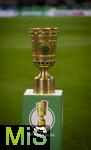 11.02.2026, Fussball DFB-Pokal 2025/2026, Viertelfinale, FC Bayern München - RB Leipzig, in der Allianz-Arena München. Der DFB-Pokal steht auf der Stele bereit.