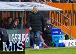 15.02.2026, Fussball 1. Bundesliga 2025/2026, 22.Spieltag, FC Augsburg - 1.FC Heidenheim, in der WWK-Arena Augsburg. Trainer Manuel Baum (FC Augsburg) in Rage 