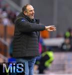 15.02.2026, Fussball 1. Bundesliga 2025/2026, 22.Spieltag, FC Augsburg - 1.FC Heidenheim, in der WWK-Arena Augsburg. Trainer Frank Schmidt (1. FC Heidenheim 1846) 