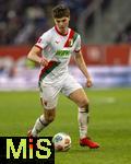 15.02.2026, Fussball 1. Bundesliga 2025/2026, 22.Spieltag, FC Augsburg - 1.FC Heidenheim, in der WWK-Arena Augsburg. Mert Kömür (FC Augsburg) am Ball 