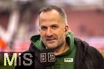 15.02.2026, Fussball 1. Bundesliga 2025/2026, 22.Spieltag, FC Augsburg - 1.FC Heidenheim, in der WWK-Arena Augsburg. Trainer Manuel Baum (FC Augsburg) nachdenklich 