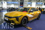 20.02.2026, Die Auto-Messe Münchner Auto Tage 2026 in München im Messegelände Riem. Staunen und Testen und Kaufen, Autohändler zeigen ihre neuesten Modelle. Hier der Messestand von KIA Motors, mit dem K4 Verbrenner