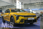 20.02.2026, Die Auto-Messe Münchner Auto Tage 2026 in München im Messegelände Riem. Staunen und Testen und Kaufen, Autohändler zeigen ihre neuesten Modelle. Hier der Messestand von KIA Motors, mit dem K4 Verbrenner