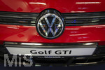 20.02.2026, Die Auto-Messe Münchner Auto Tage 2026 in München im Messegelände Riem. Staunen und Testen und Kaufen, Autohändler zeigen ihre neuesten Modelle.  Hier der Messestand von VW mit dem Golf GTI