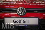 20.02.2026, Die Auto-Messe Münchner Auto Tage 2026 in München im Messegelände Riem. Staunen und Testen und Kaufen, Autohändler zeigen ihre neuesten Modelle.  Hier der Messestand von VW mit dem Golf GTI