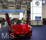 20.02.2026, Die Auto-Messe Münchner Auto Tage 2026 in München im Messegelände Riem. Staunen und Testen und Kaufen, Autohändler zeigen ihre neuesten Modelle. Hier ein Elektro-Cabriolet, der MG CYBERSTER, MG ist ein Chinesischer Hersteller von Elektroautos. 