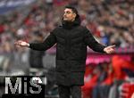 21.02.2026, Fussball Bundesliga 2025/2026, 23.Spieltag, FC Bayern M�nchen - Eintracht Frankfurt, in der Allianz-Arena M�nchen,   Trainer Albert Riera (Eintracht Frankfurt) unzufrieden


