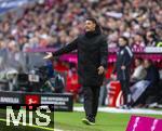 21.02.2026, Fussball Bundesliga 2025/2026, 23.Spieltag, FC Bayern München - Eintracht Frankfurt, in der Allianz-Arena München,  Trainer Albert Riera (Eintracht Frankfurt) in Rage 