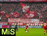 21.02.2026, Fussball Bundesliga 2025/2026, 23.Spieltag, FC Bayern München - Eintracht Frankfurt, in der Allianz-Arena München,  Bayern Fans mit Protest Plakat: Unsere HGK, unsere Stadt, macht den Reiter TSV Deal platt!. Damit meinen Sie die Hermann Gerland Kampfbahn also das Grünwalder Stadion und Oberbürgermeister Dieter Reiter und den TSV 1860 München 