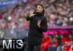 21.02.2026, Fussball Bundesliga 2025/2026, 23.Spieltag, FC Bayern München - Eintracht Frankfurt, in der Allianz-Arena München,  Trainer Albert Riera (Eintracht Frankfurt) in Rage 