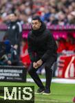21.02.2026, Fussball Bundesliga 2025/2026, 23.Spieltag, FC Bayern München - Eintracht Frankfurt, in der Allianz-Arena München,  Trainer Albert Riera (Eintracht Frankfurt) nachdenklich  