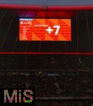 21.02.2026, Fussball Bundesliga 2025/2026, 23.Spieltag, FC Bayern München - Eintracht Frankfurt, in der Allianz-Arena München, Nachspielzeit nach der regulären Spielzeit 7 Minuten plus steht auf der Anzeigetafel.