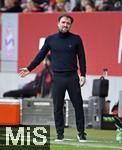 22.02.2026, Google Pixel Frauen-Fussball Bundesliga 2025/2026, 19.Spieltag, FC Bayern M�nchen - VfL Wolfsburg, im Bayern-Campus M�nchen, Trainer Jose Barcala (FC Bayern M�nchen) unzufrieden