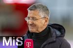 22.02.2026, Google Pixel Frauen-Fussball Bundesliga 2025/2026, 19.Spieltag, FC Bayern München - VfL Wolfsburg, im Bayern-Campus München, Präsident Herbert Hainer (FC Bayern) beim Interview  