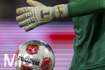 27.02.2026, Fussball 1. Bundesliga 2025/2026, 24.Spieltag, FC Augsburg - 1.FC Köln, in der WWK-Arena Augsburg. Torwart Marvin Schwäbe (Köln) 