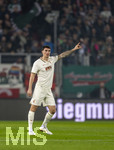 27.02.2026, Fussball 1. Bundesliga 2025/2026, 24.Spieltag, FC Augsburg - 1.FC Köln, in der WWK-Arena Augsburg. Cedric Adrian Zesiger (FC Augsburg) 