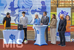 02.03.2026, Fussball  Eröffnung Niederlassung Mädchen an den Ball, in Nürnberg an der Maiacher Schule, Nürnbergs Oberbürgermeister Marcus König 3.v.re), Anna Seliger (3.v.li, MadB), Cornelia Trinkl (Sport und Schulreferentin Nürnberg), Yakub Altunas (BBBank), Zoran Malusic (VIVACTIV Krankenkasse), 