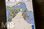 04.03.2026,  Iran-Krieg, an der Straße von Hormus stauen sich die Tankschiffe, wie man hier an einem Schiff-Tracker (Vesselfinder) auf einem Handy sehen kann.