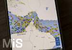 04.03.2026,  Iran-Krieg, an der Straße von Hormus stauen sich die Tankschiffe, wie man hier an einem Schiff-Tracker (Vesselfinder) auf einem Handy sehen kann.