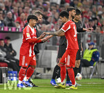06.03.2026, Fussball Bundesliga 2025/2026, 25.Spieltag, FC Bayern München - Borussia Mönchengladbach, in der Allianz-Arena München,   Maycon Cardozo (Bayern München) steht vor seiner Einwechslung


