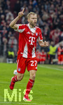 06.03.2026, Fussball Bundesliga 2025/2026, 25.Spieltag, FC Bayern München - Borussia Mönchengladbach, in der Allianz-Arena München, Konrad Laimer (FC Bayern München) jubel.