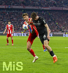 06.03.2026, Fussball Bundesliga 2025/2026, 25.Spieltag, FC Bayern München - Borussia Mönchengladbach, in der Allianz-Arena München, v.li: Tom Bischof (Bayern München) gegen Philipp Sander (Borussia Mönchengladbach) kopfball