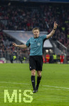 06.03.2026, Fussball Bundesliga 2025/2026, 25.Spieltag, FC Bayern München - Borussia Mönchengladbach, in der Allianz-Arena München, Schiedrichter Robert Schröder  