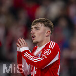 06.03.2026, Fussball Bundesliga 2025/2026, 25.Spieltag, FC Bayern München - Borussia Mönchengladbach, in der Allianz-Arena München, Lennart Karl (FC Bayern München) nachdenklich 