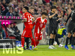 06.03.2026, Fussball Bundesliga 2025/2026, 25.Spieltag, FC Bayern München - Borussia Mönchengladbach, in der Allianz-Arena München, Ein und Auswechseln, Luis Diaz (FC Bayern München), Maycon Cardozo (Bayern München) 