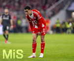 06.03.2026, Fussball Bundesliga 2025/2026, 25.Spieltag, FC Bayern München - Borussia Mönchengladbach, in der Allianz-Arena München, Jamal Musiala (Bayern München) nachdenklich 