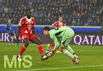 10.03.2026,  Fussball UEFA Championsleague 2025/2026: Achtelfinale, Atalanta Bergamo - FC Bayern München, in der New Balance Arena (Bergamo, Italien), v.l. Dayot Upamecano (FC Bayern München) und Torwart Jonas Urbig (FC Bayern München) 
  

