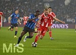 10.03.2026,  Fussball UEFA Championsleague 2025/2026: Achtelfinale, Atalanta Bergamo - FC Bayern München, in der New Balance Arena (Bergamo, Italien), v.l. Kamaldeen Sulemana (Atalanta Bergamo) gegen Konrad Laimer (FC Bayern München) 
  

