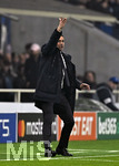 10.03.2026,  Fussball UEFA Championsleague 2025/2026: Achtelfinale, Atalanta Bergamo - FC Bayern München, in der New Balance Arena (Bergamo, Italien), Trainer Raffaele Palladino (Atalanta Bergamo) gestikuliert.
  

