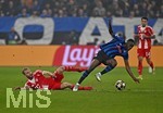 10.03.2026,  Fussball UEFA Championsleague 2025/2026: Achtelfinale, Atalanta Bergamo - FC Bayern München, in der New Balance Arena (Bergamo, Italien), v.l. Konrad Laimer (FC Bayern München) gegn Kamaldeen Sulemana (Atalanta Bergamo) 
  

