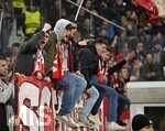 10.03.2026,  Fussball UEFA Championsleague 2025/2026: Achtelfinale, Atalanta Bergamo - FC Bayern München, in der New Balance Arena (Bergamo, Italien), Die Bayern Fans feuern an
  

