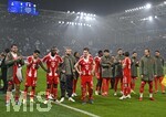 10.03.2026,  Fussball UEFA Championsleague 2025/2026: Achtelfinale, Atalanta Bergamo - FC Bayern München, in der New Balance Arena (Bergamo, Italien), Schlussjubel der Bayern oben das Endergebnis von 1:6
  

