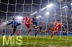 10.03.2026,  Fussball UEFA Championsleague 2025/2026: Achtelfinale, Atalanta Bergamo - FC Bayern München, in der New Balance Arena (Bergamo, Italien),  Torschuss zum 6:0 von Jamal Musiala (3.v.re Bayern München) re: Luis Diaz (FC Bayern München), li: Yunus Musah (Atalanta Bergamo), 3.v.li: Berat Djimsiti (Atalanta Bergamo) 